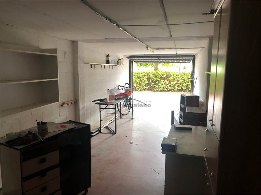 garage
