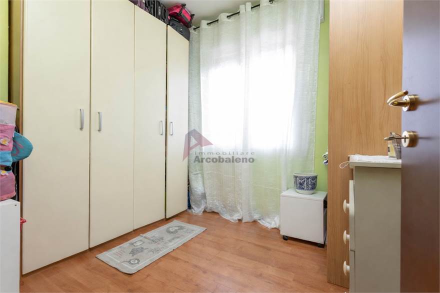 Photo 33