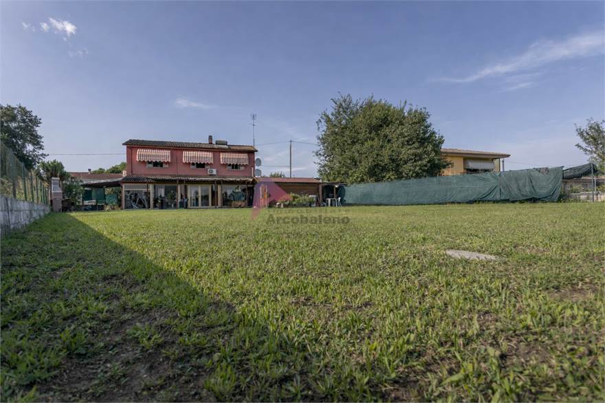 Photo 35
